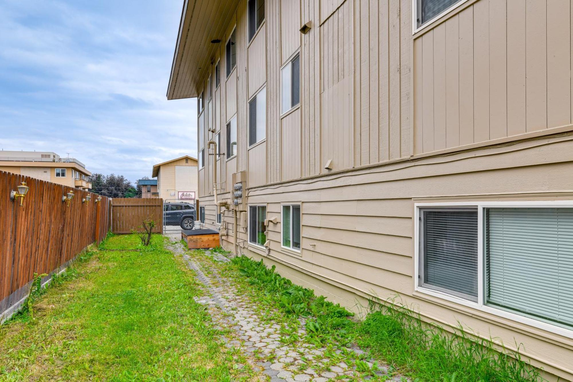 Anchorage Retreat, Walk To Dining And Entertainment Apartment Exterior photo