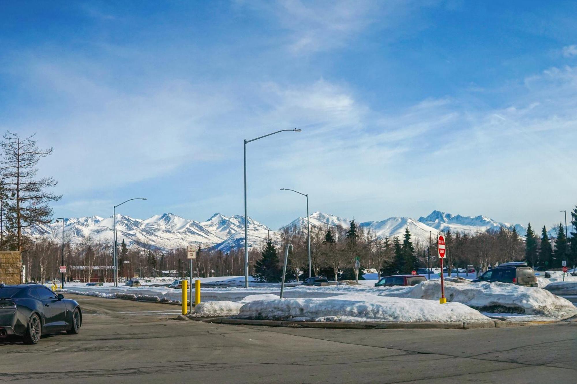 Anchorage Retreat, Walk To Dining And Entertainment Apartment Exterior photo